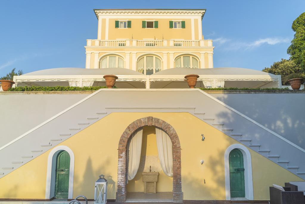 Villa Parisi Grand Hotel กัสตีลยอนเชลโล ภายนอก รูปภาพ