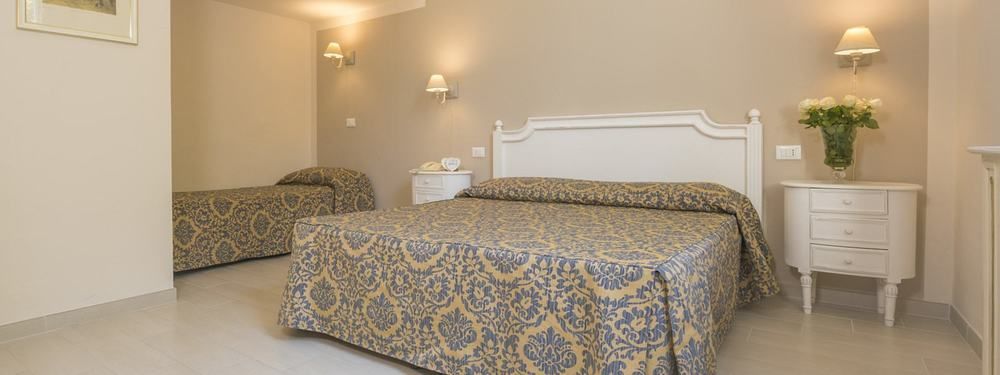 Villa Parisi Grand Hotel กัสตีลยอนเชลโล ภายนอก รูปภาพ